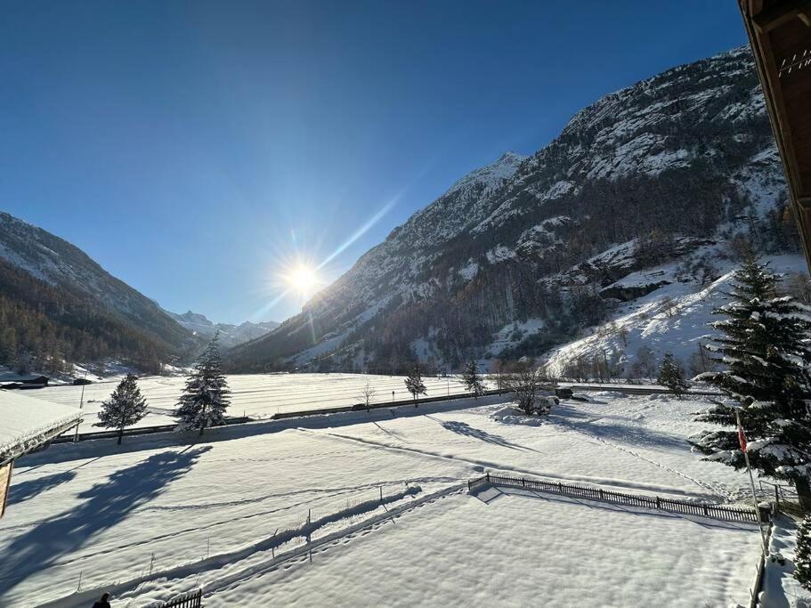 Breathtaking View Apartment Near Zermatt With Parking Täsch Esterno foto
